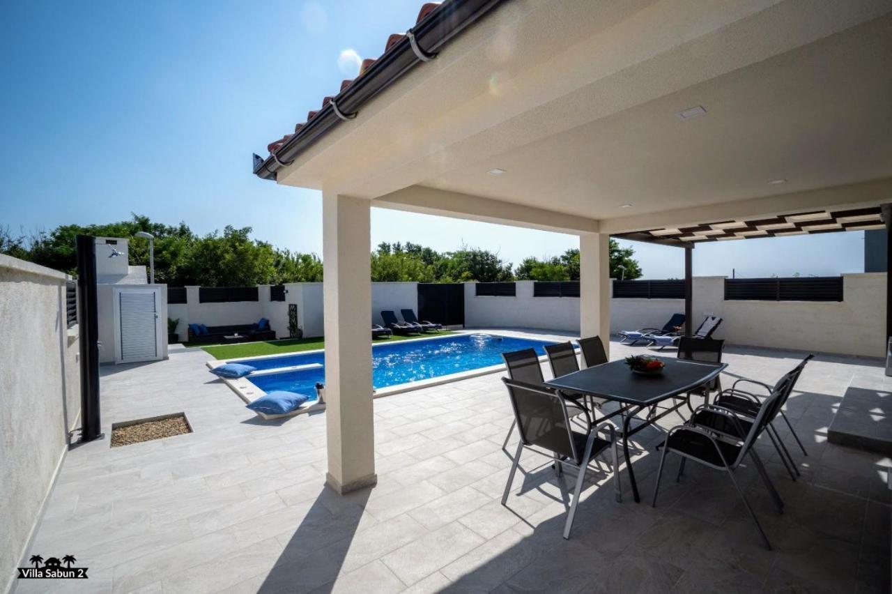 Villas Sabun - Modern House With Heated Pool Privlaka  Exterior foto