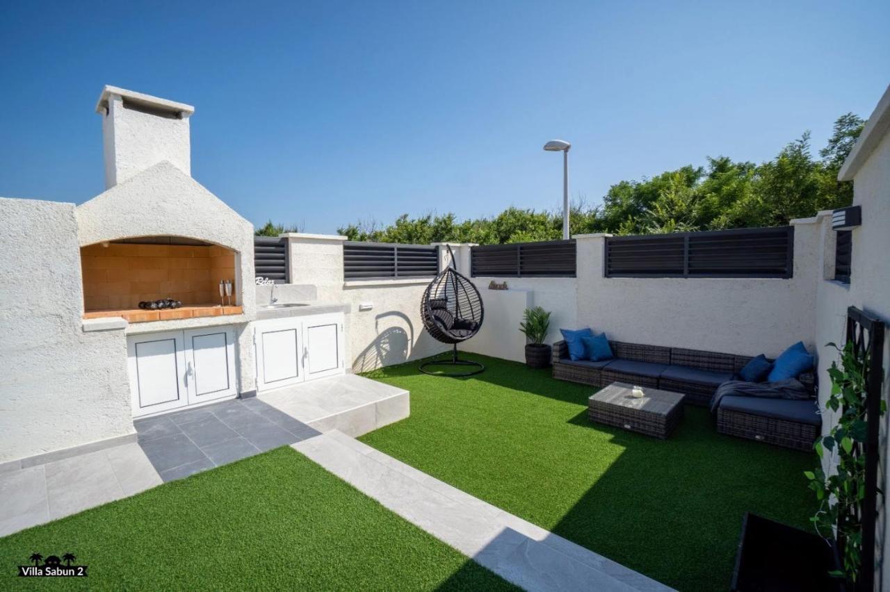 Villas Sabun - Modern House With Heated Pool Privlaka  Exterior foto