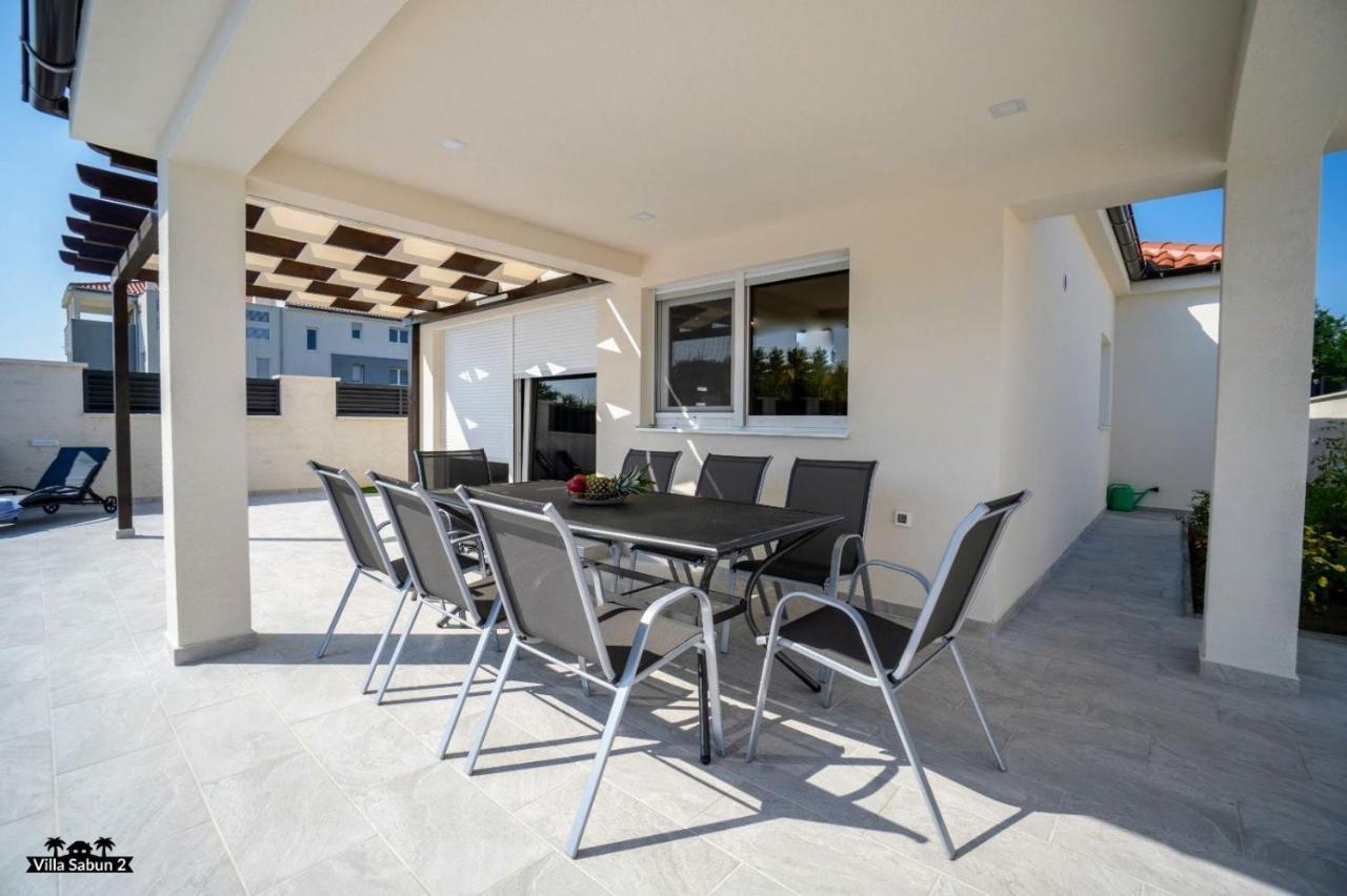 Villas Sabun - Modern House With Heated Pool Privlaka  Exterior foto