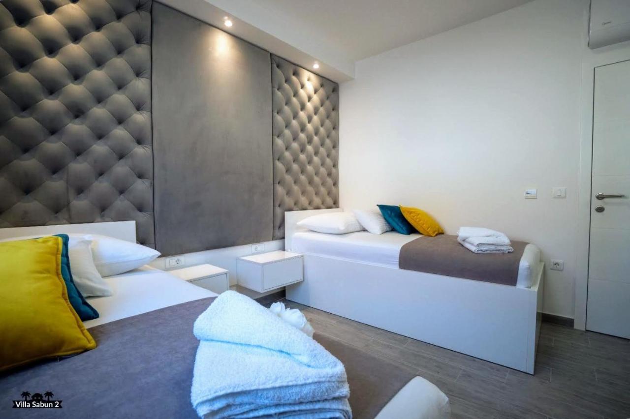 Villas Sabun - Modern House With Heated Pool Privlaka  Exterior foto