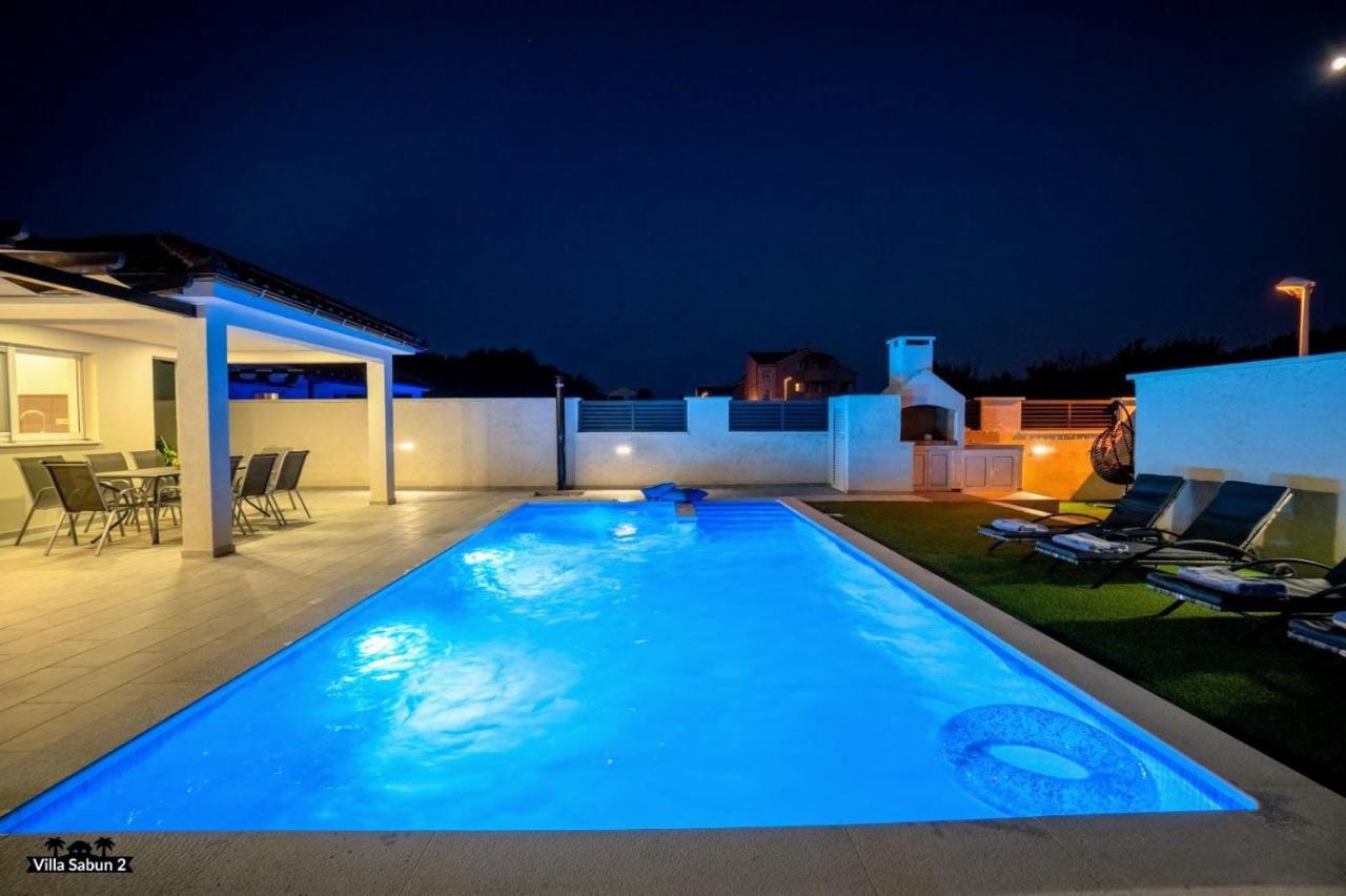 Villas Sabun - Modern House With Heated Pool Privlaka  Exterior foto
