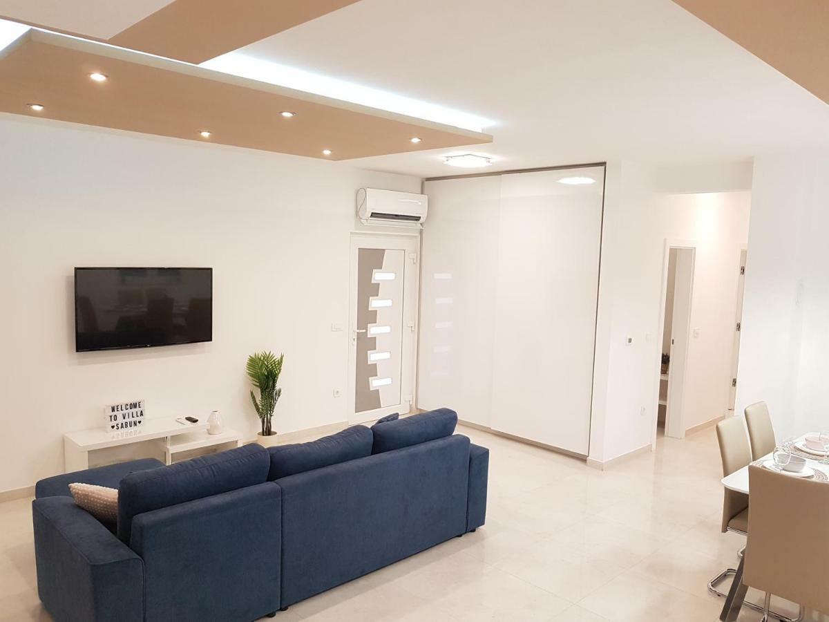 Villas Sabun - Modern House With Heated Pool Privlaka  Exterior foto
