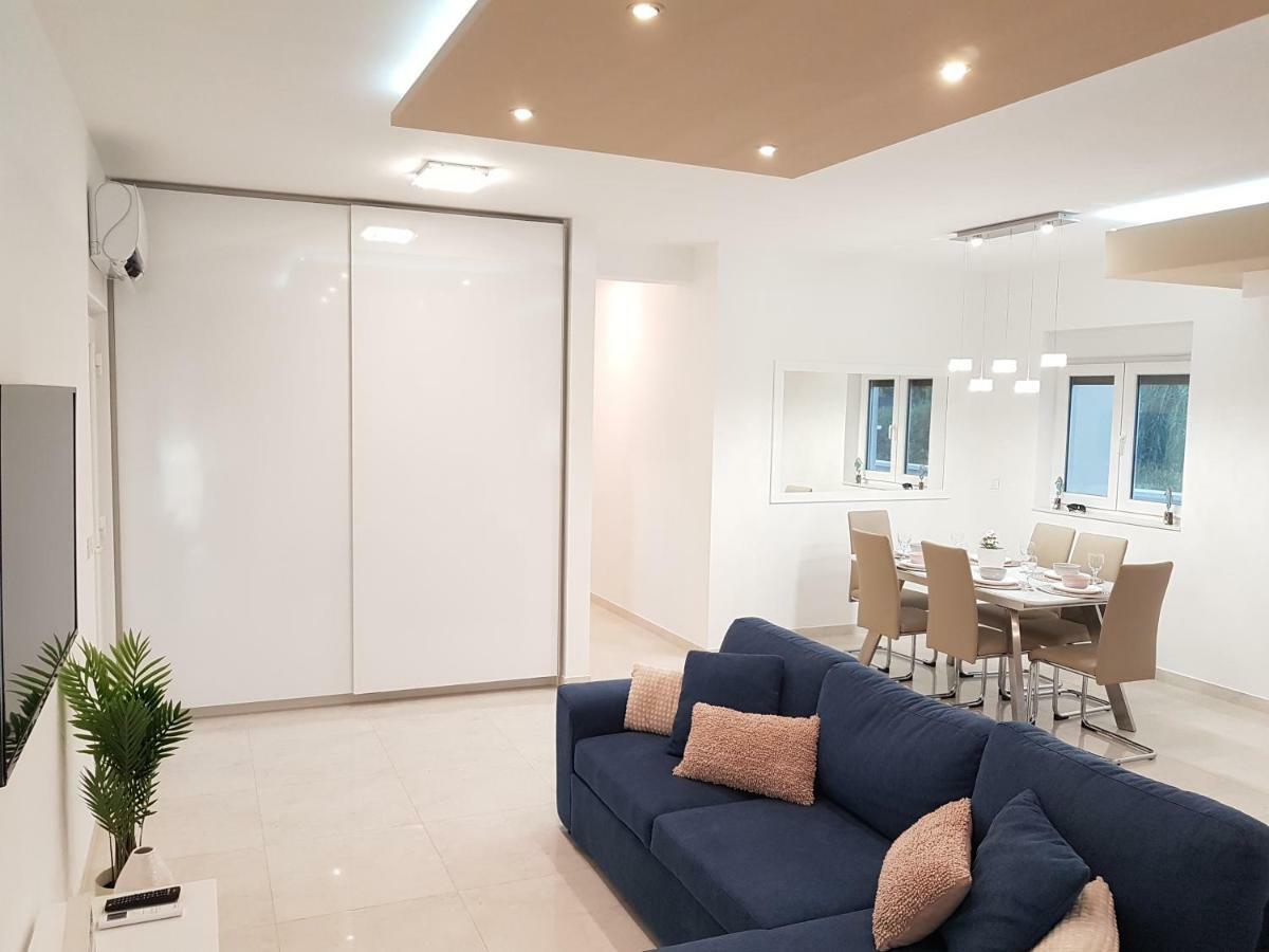 Villas Sabun - Modern House With Heated Pool Privlaka  Exterior foto